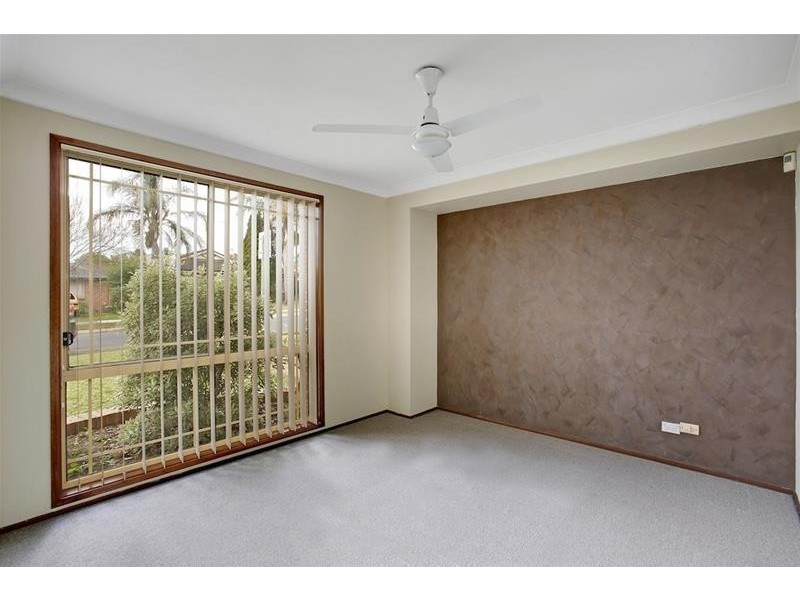 52 Veness Circuit, Narellan Vale NSW 2567