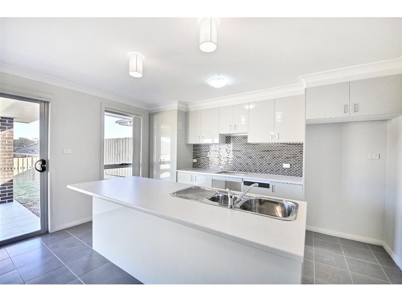 Spring Farm NSW 2570