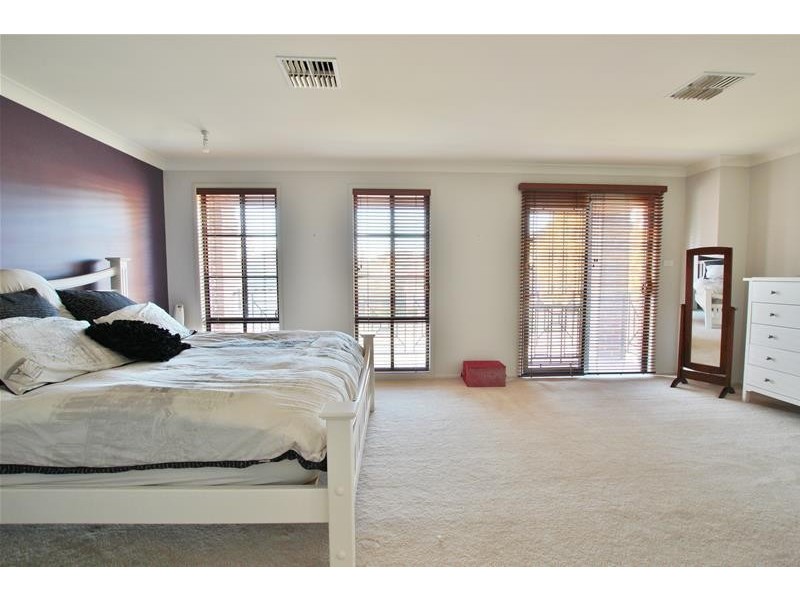 25 Hambledon Circuit, Harrington Park NSW 2567