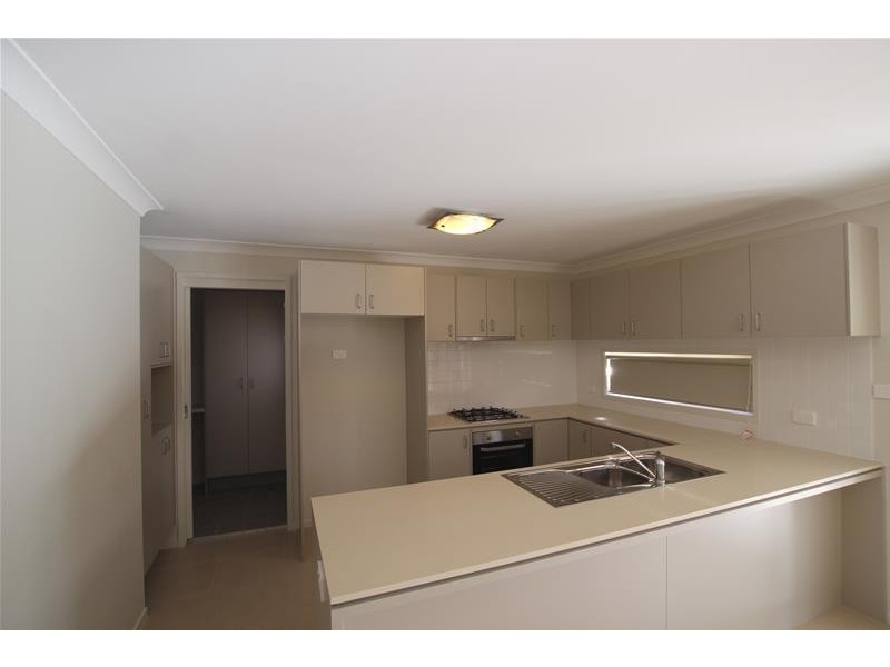 76 Greenfield Crescent, Elderslie NSW 2570