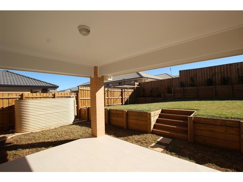 76 Greenfield Crescent, Elderslie NSW 2570