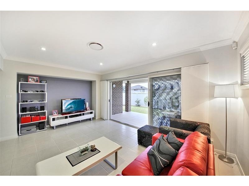 3 Logonia Crescent, Mount Annan NSW 2567