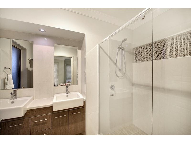 3 Logonia Crescent, Mount Annan NSW 2567