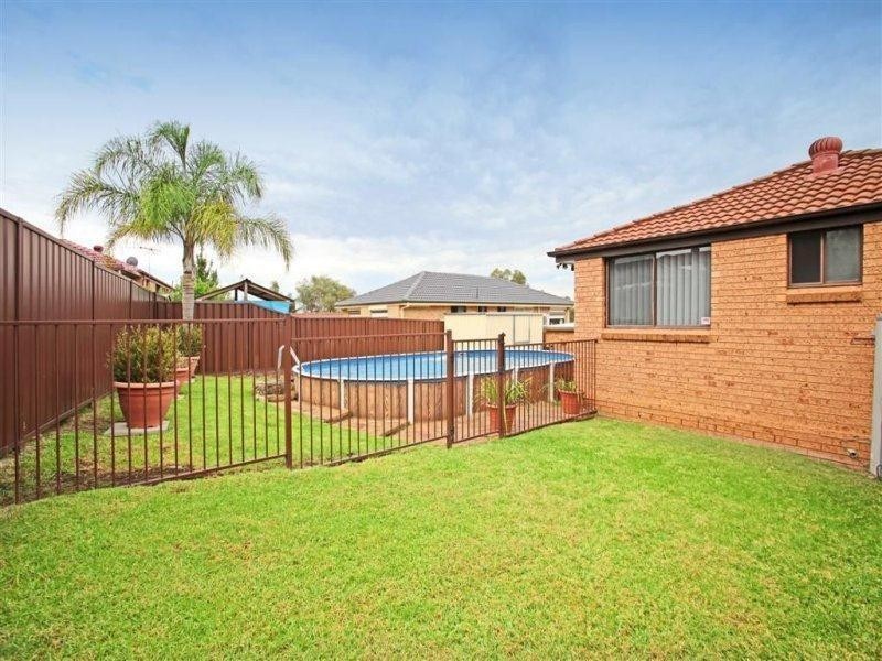 14 Othello Avenue, Rosemeadow NSW 2560