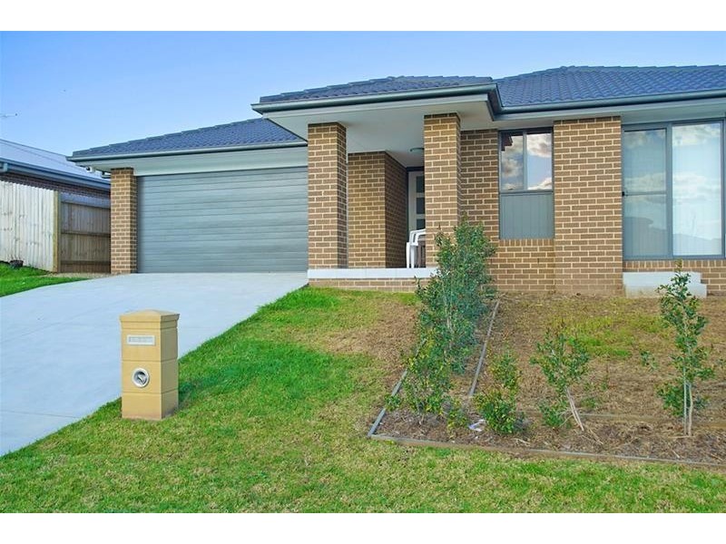 10 Ascot Drive, Currans Hill NSW 2567