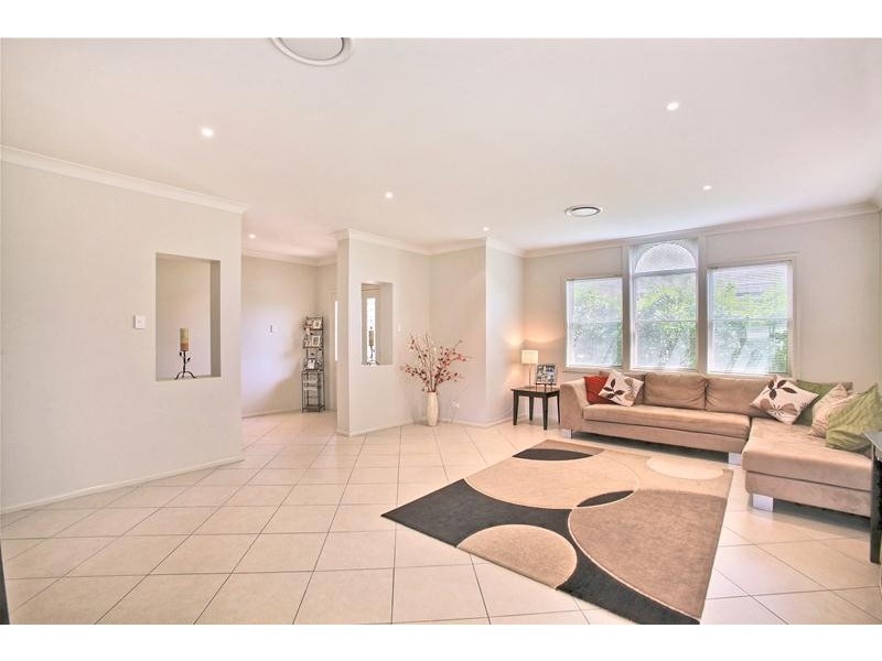 9 Thorn Avenue, Harrington Park NSW 2567