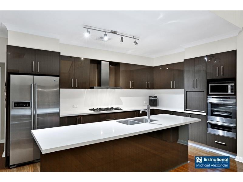 1 Hawthorne Circuit, Harrington Park NSW 2567