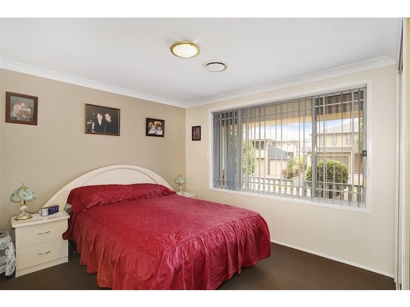 4 Hosking Avenue, West Hoxton NSW 2171