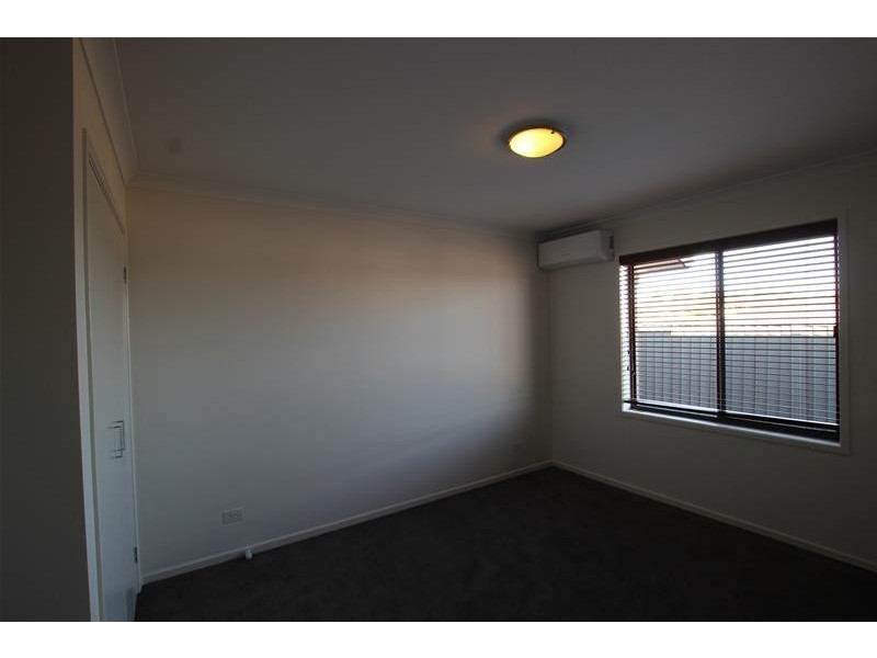 10A Ascot Drive, Currans Hill NSW 2567