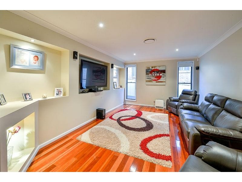 18 Goodenia Road, Mount Annan NSW 2567