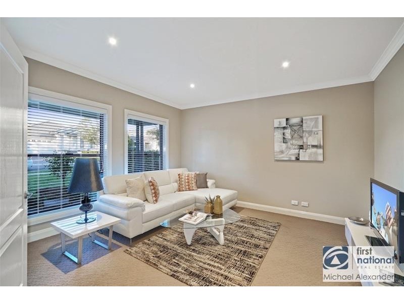 16 Grimes Avenue, Elderslie NSW 2570