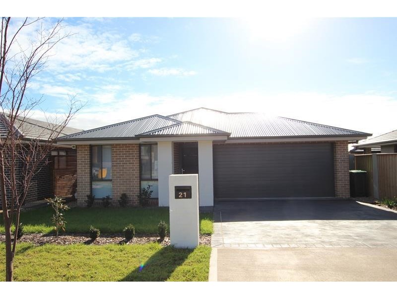 21 Leeds Street, Oran Park NSW 2570
