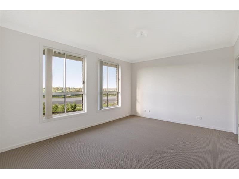 29 Holden Street, Oran Park NSW 2570