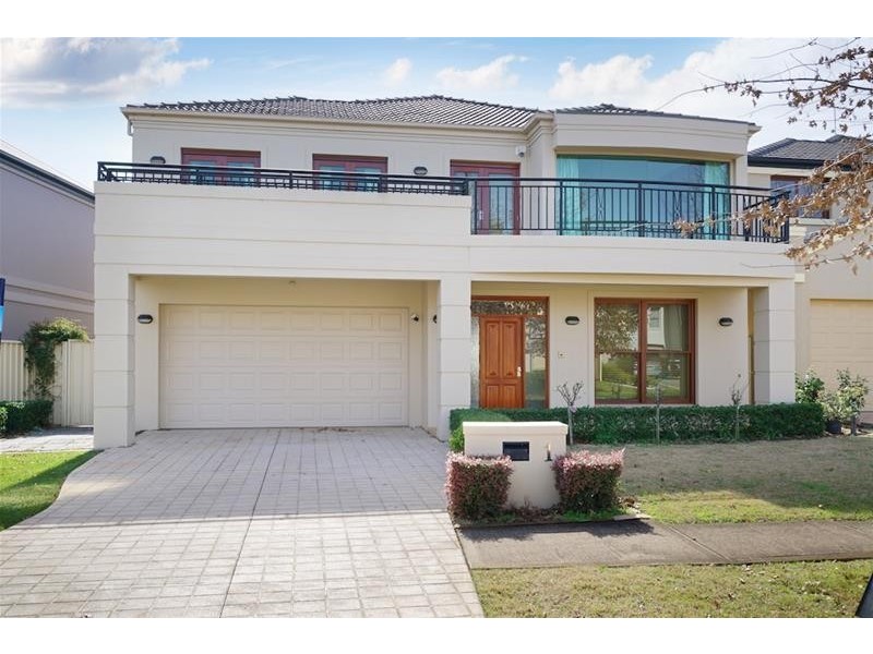 1 Mason Drive, Harrington Park NSW 2567