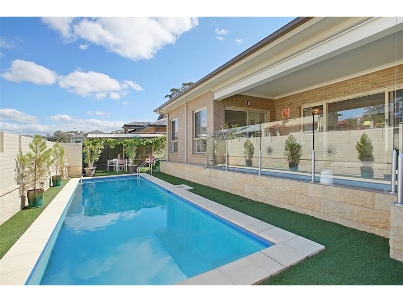 2 Magnolia Mews, Mount Annan NSW 2567