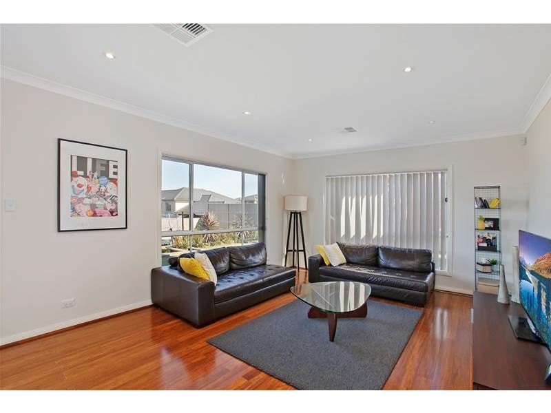 26 Brookman Avenue, Harrington Park NSW 2567