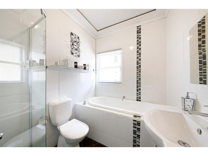 90 Macarthur Road, Elderslie NSW 2570