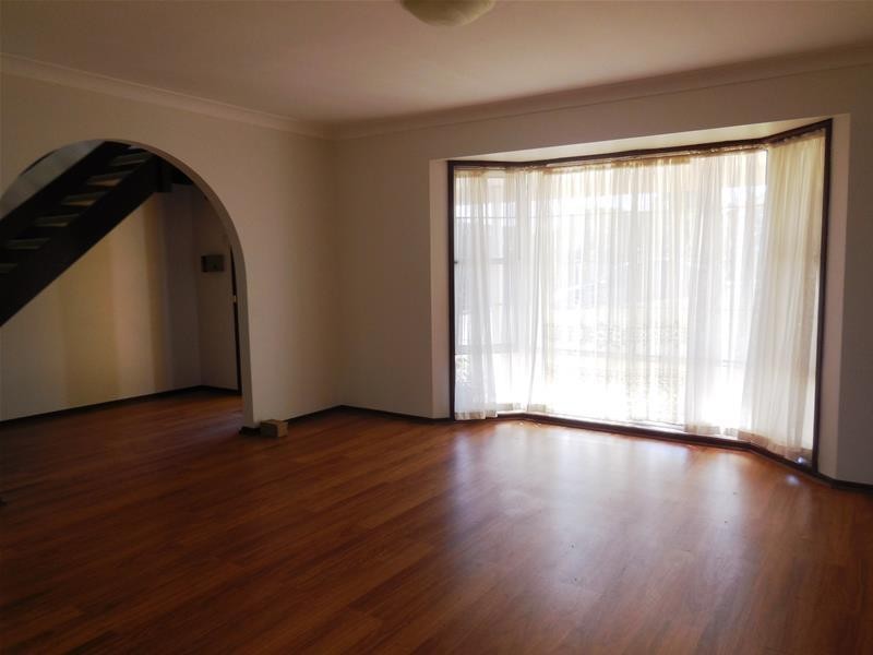 7 Boythorn Avenue, Ambarvale NSW 2560