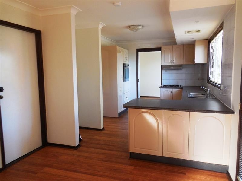 7 Boythorn Avenue, Ambarvale NSW 2560