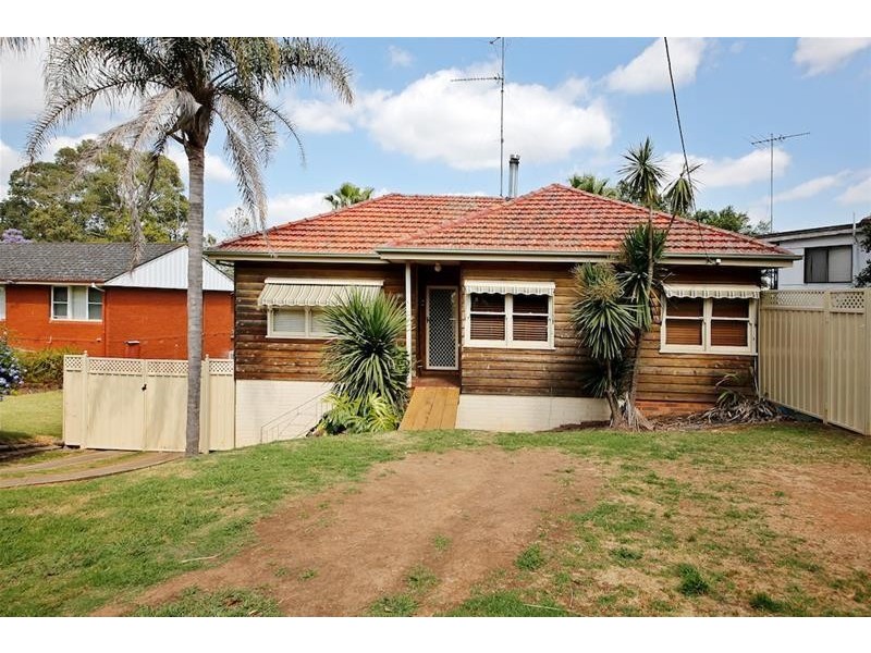 46 Austin Avenue, Campbelltown NSW 2560