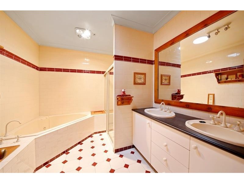 46 Austin Avenue, Campbelltown NSW 2560