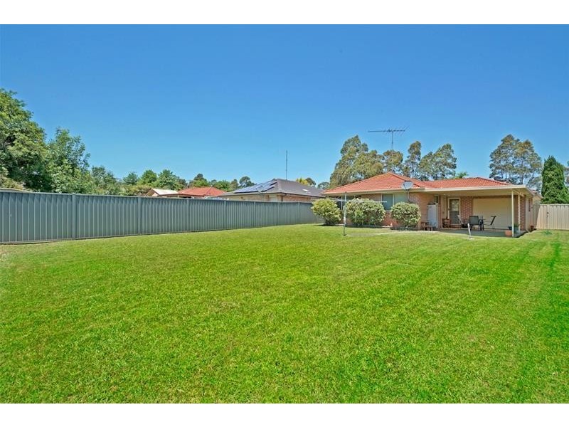 216 Welling Drive, Mount Annan NSW 2567