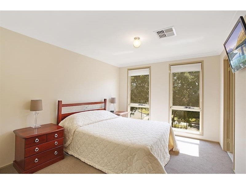 1 Lakeland Circuit, Harrington Park NSW 2567