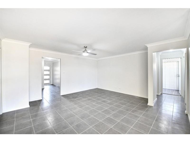 209 Plymouth Boulevard, Spring Farm NSW 2570