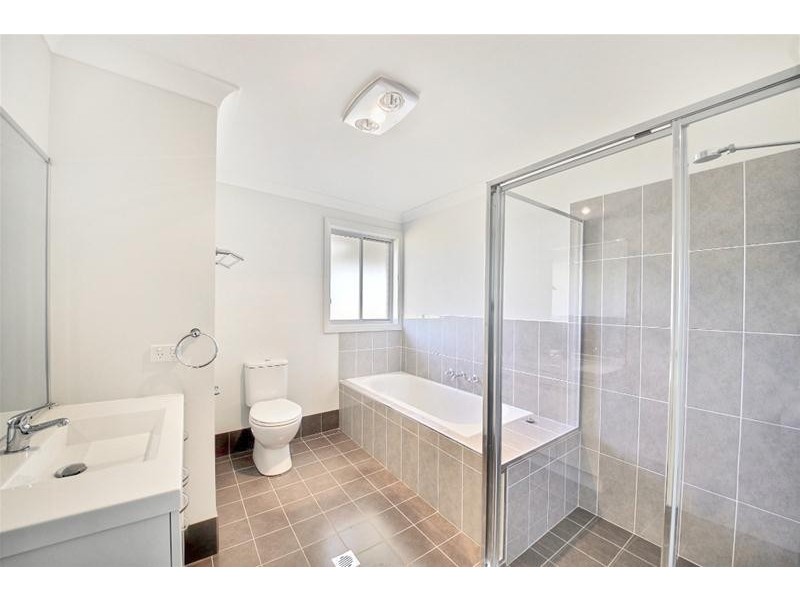 209 Plymouth Boulevard, Spring Farm NSW 2570