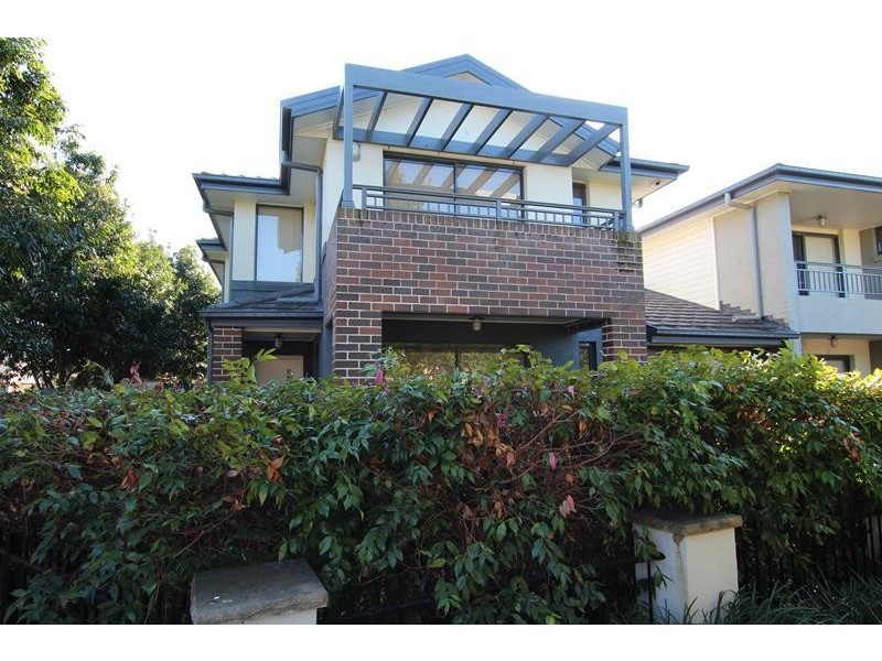 2 Balmoral Terrace, Harrington Park NSW 2567