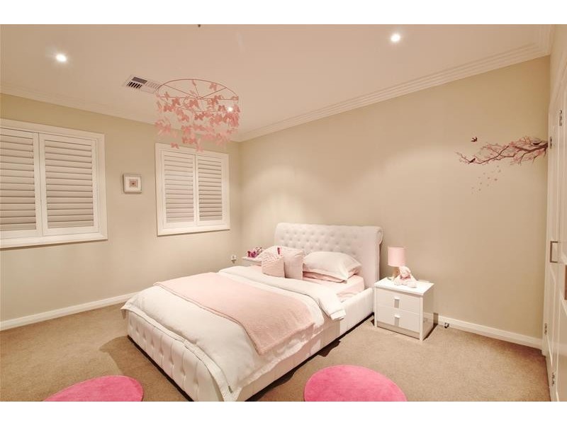 15 Harben Vale Circuit, Grasmere NSW 2570