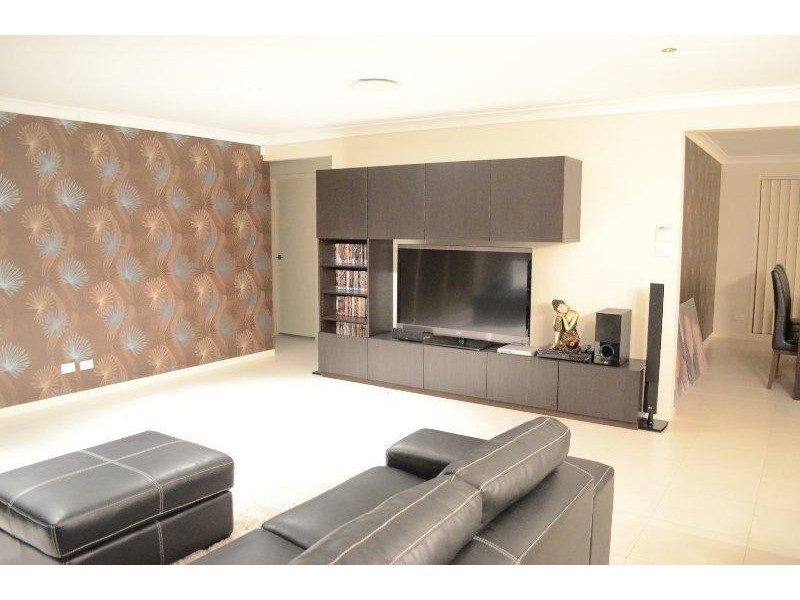 13 Marshall Avenue, Spring Farm NSW 2570