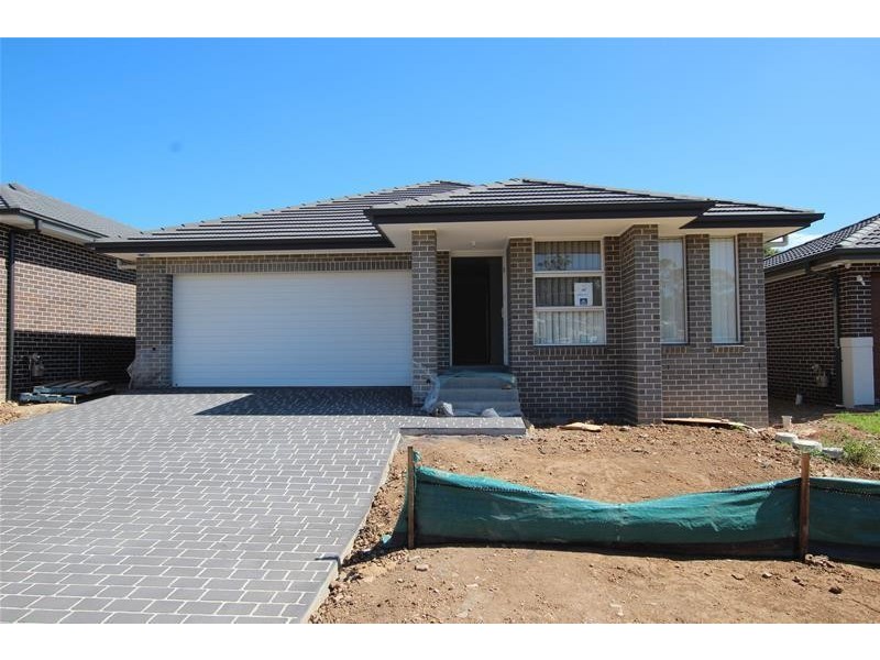 12 Lormer Crescent, Narellan NSW 2567