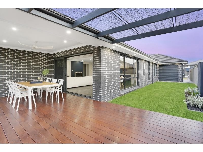 32 Doolan Crescent, Harrington Park NSW 2567