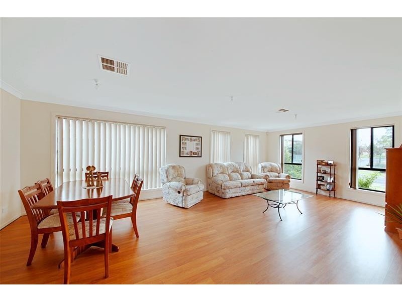 17 Lord Eldon Drive, Harrington Park NSW 2567