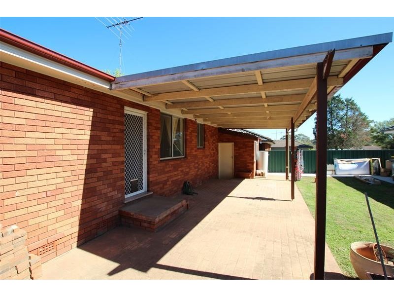 11 Nicholson Avenue, Leumeah NSW 2560