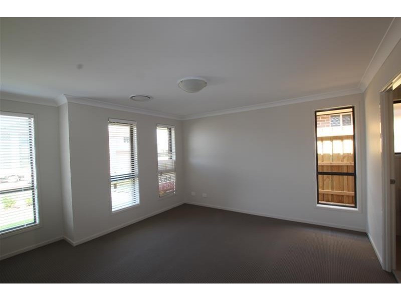 6 Rensberg Way, Edmondson Park NSW 2174