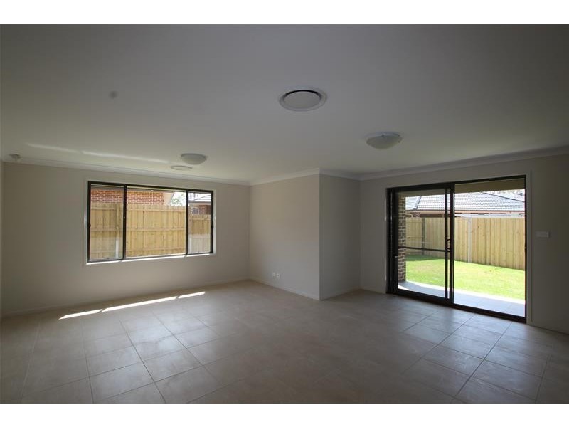 6 Rensberg Way, Edmondson Park NSW 2174