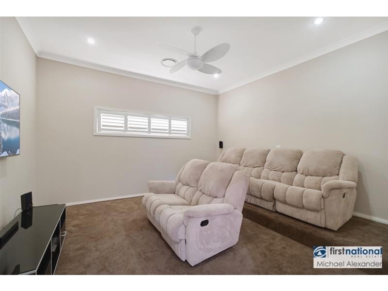 37 Grimes Avenue, Elderslie NSW 2570