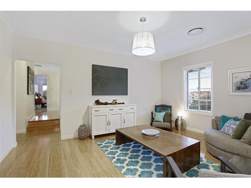 20 Yewens Circuit, Grasmere NSW 2570