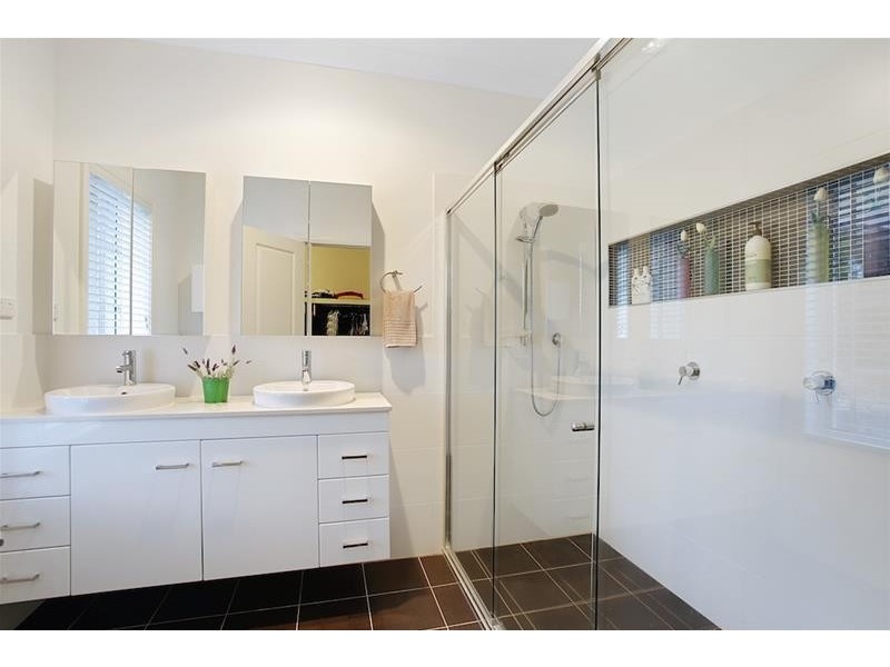 20 Yewens Circuit, Grasmere NSW 2570