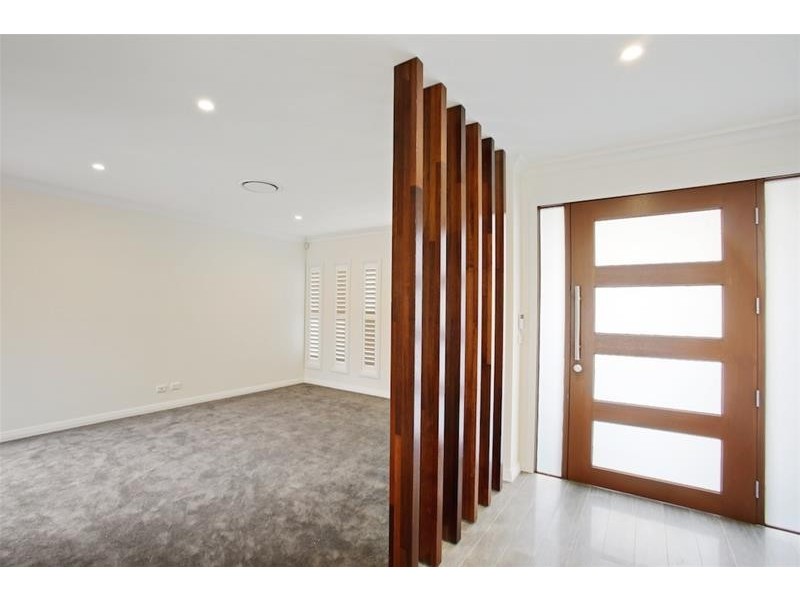 5 Lowry Close, Harrington Park NSW 2567