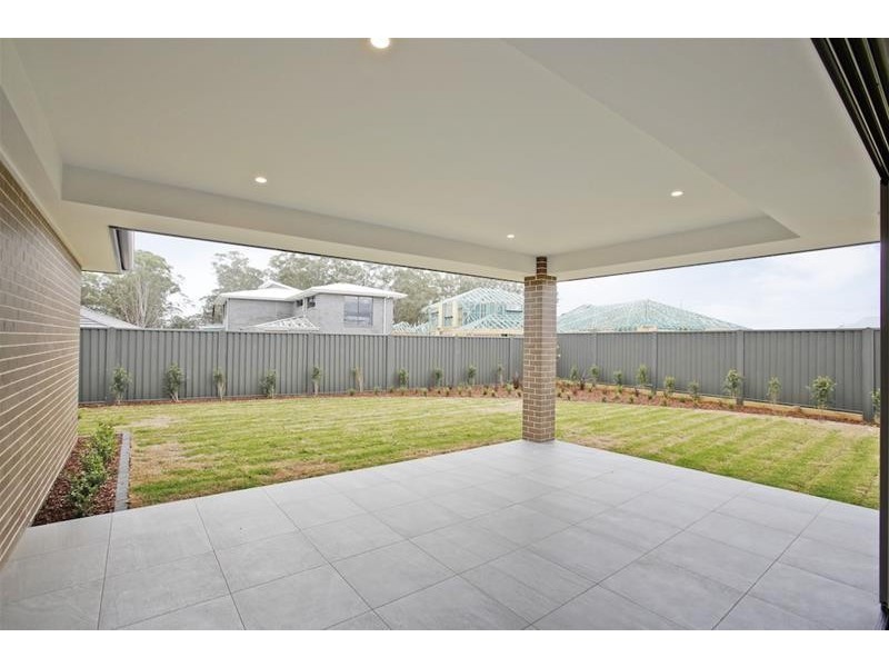 5 Lowry Close, Harrington Park NSW 2567