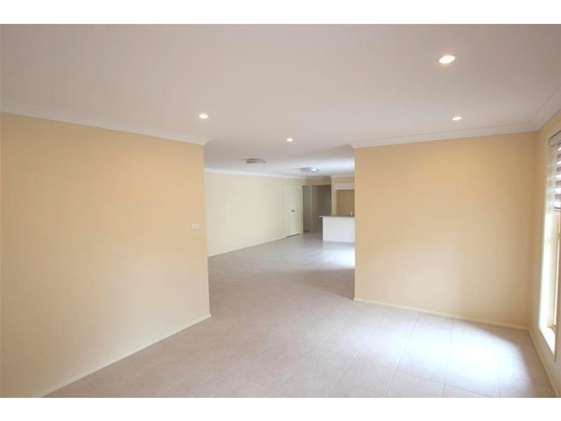 22 Agostini Circuit, Oran Park NSW 2570