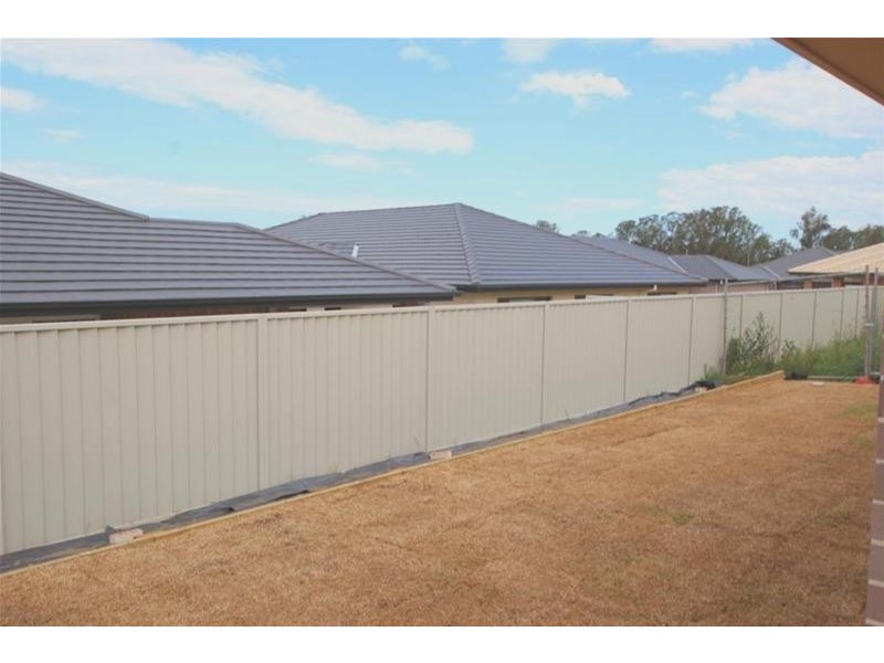 22 Agostini Circuit, Oran Park NSW 2570