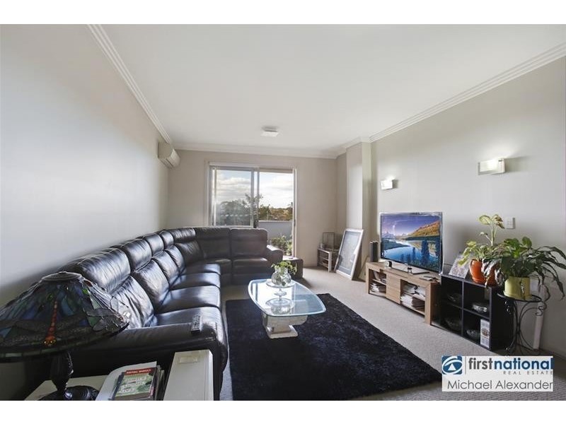 28/3-9 Warby Street, Campbelltown NSW 2560