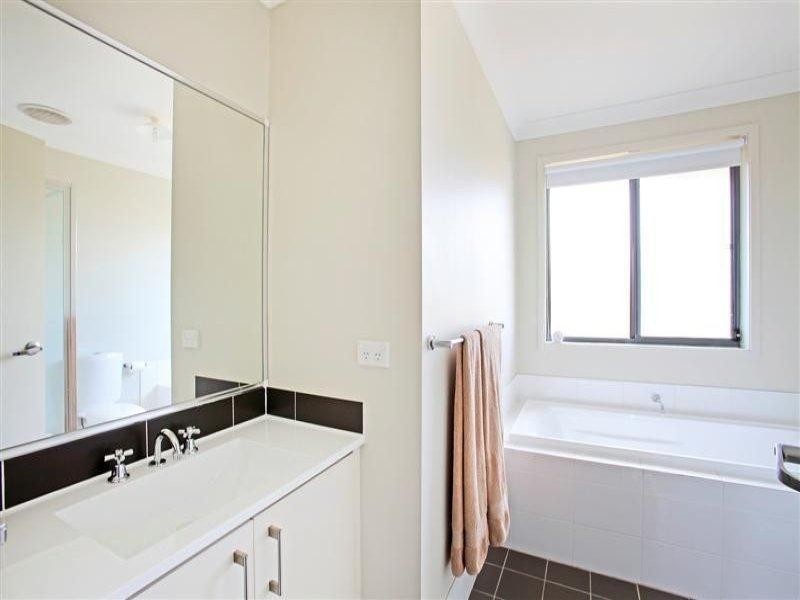 188 Richardson Road, Spring Farm NSW 2570