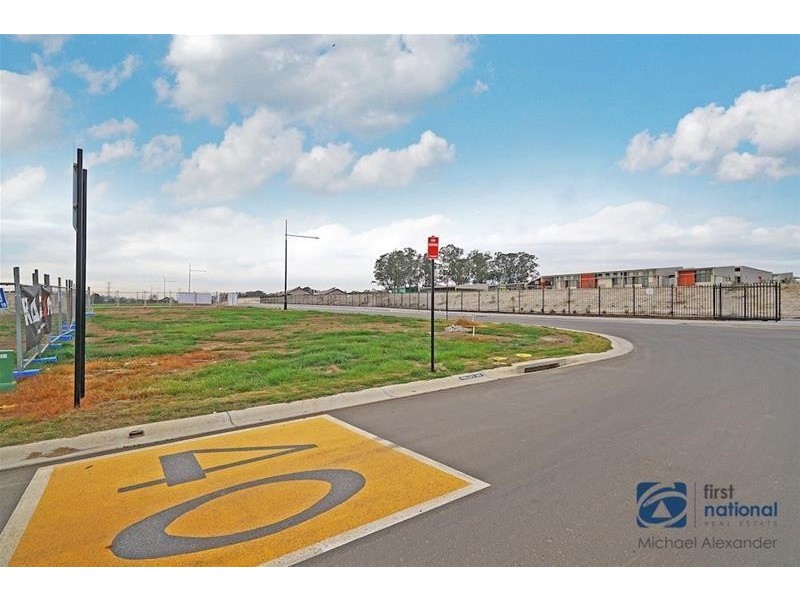 2 Phillips Avenue, Oran Park NSW 2570