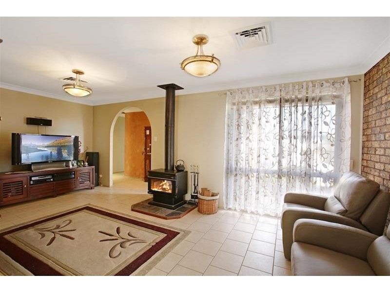 42 Wilson Crescent, Narellan NSW 2567