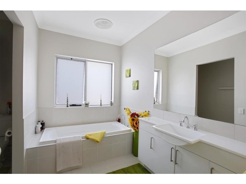 60 Cameron Circuit, Harrington Park NSW 2567